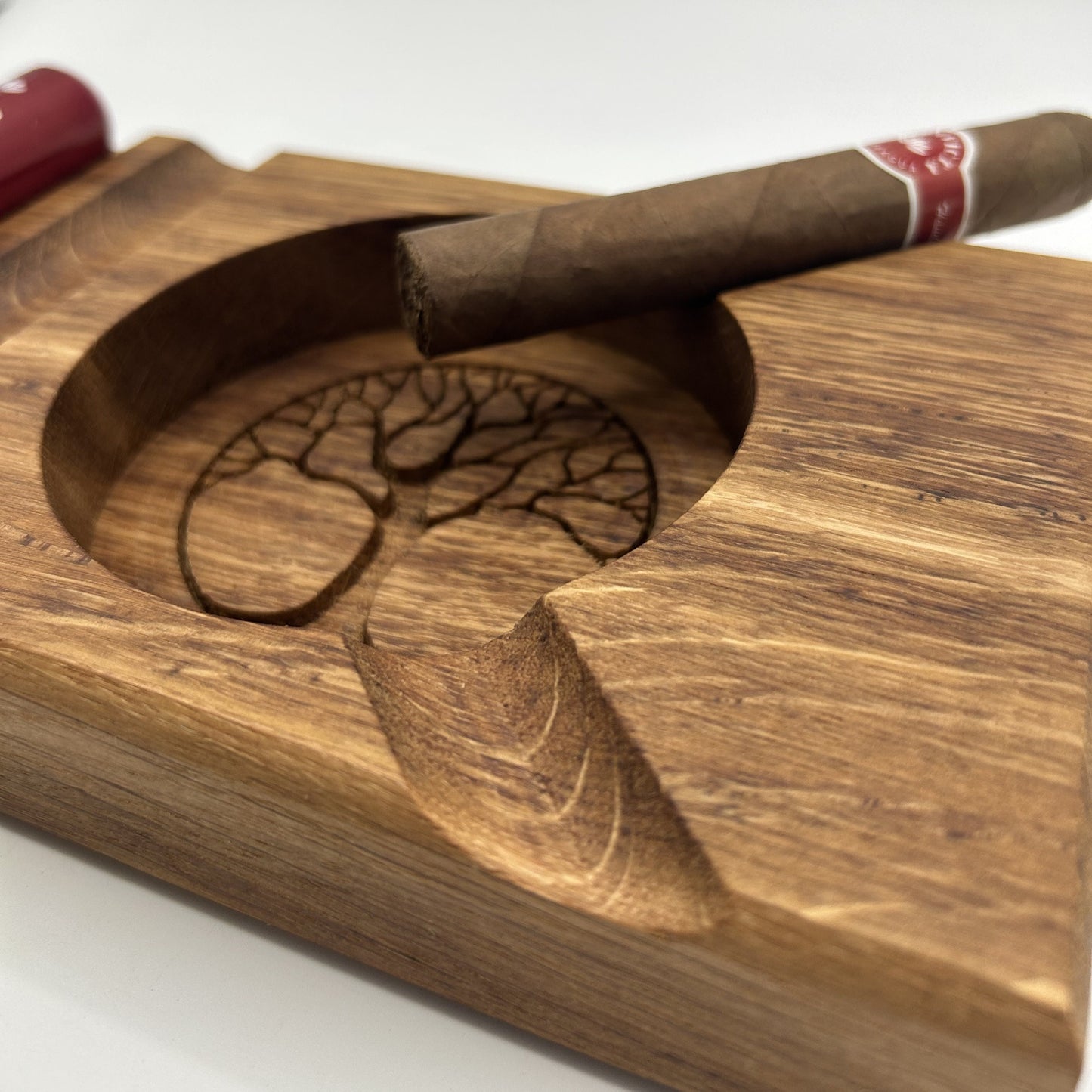 Cigar Ashtray Handcrafted Luxury French Oak, Premium Quality, Elegant Ash Tray Ideal Gift for Cigar Enthusiasts Unique Luxury Cigar Ashtrays